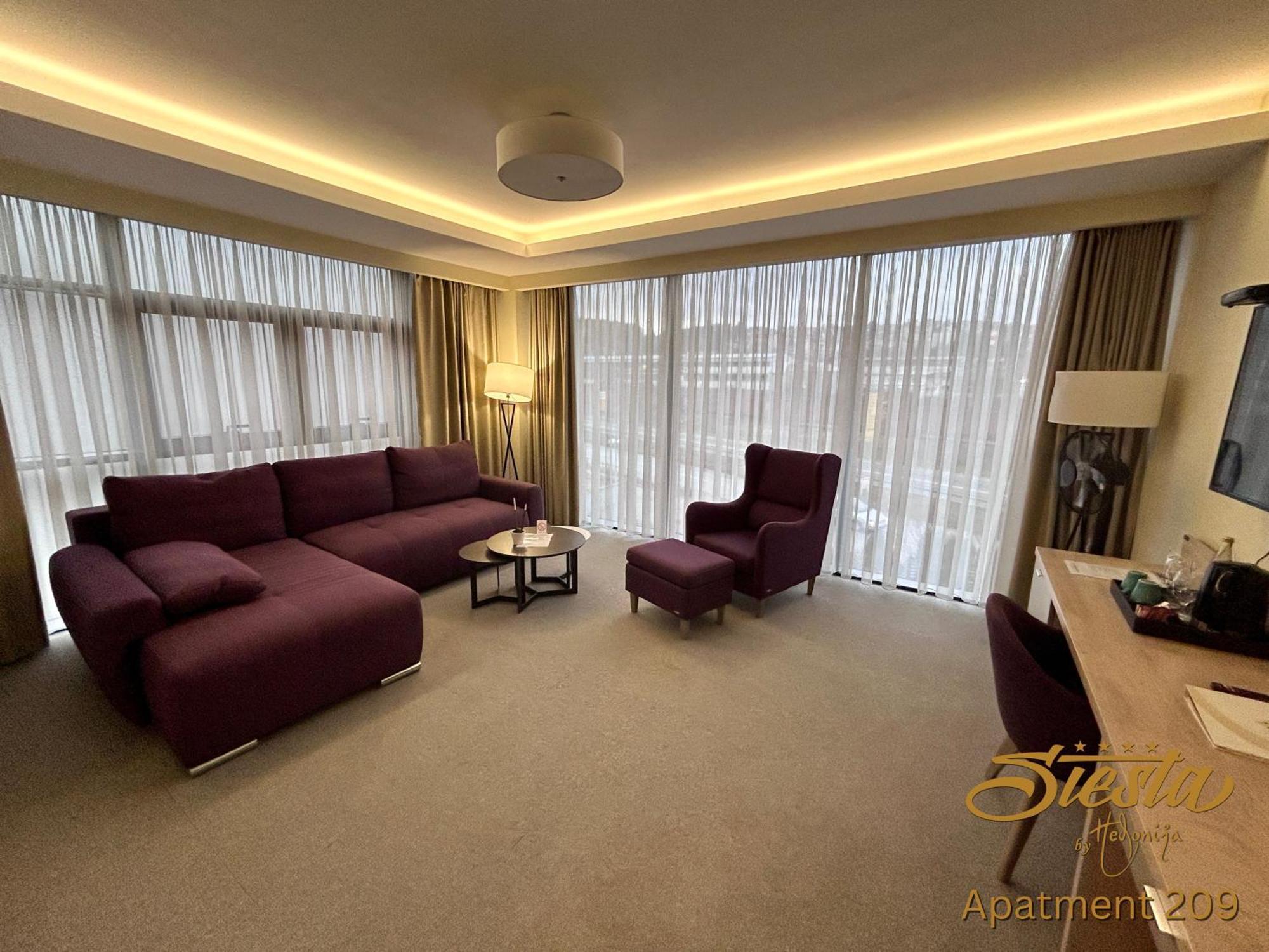 Hotel Siesta Užice Eksteriør billede